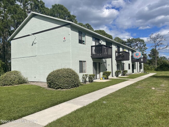 property at 421 Mercury Ave SE
