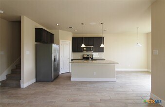 712 Gristmill Dr in New Braunfels, TX - Building Photo - Building Photo