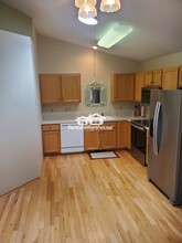 9754 Yucca Ln N in Maple Grove, MN - Building Photo - Building Photo