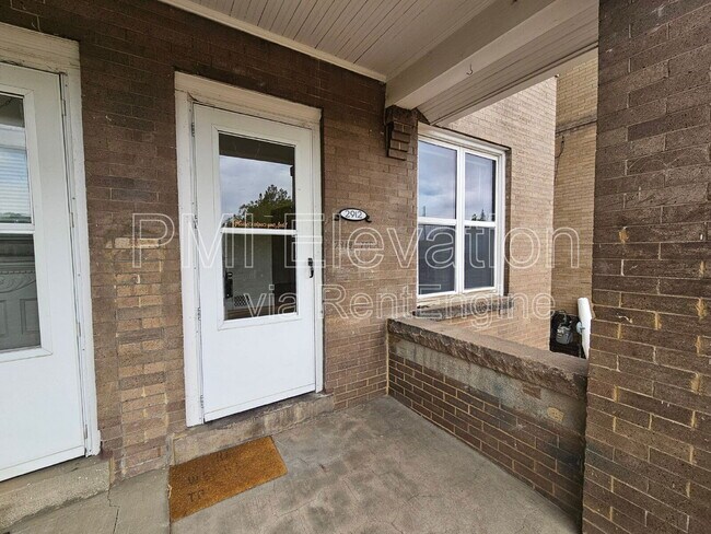2912 N York Ct in Denver, CO - Building Photo - Building Photo