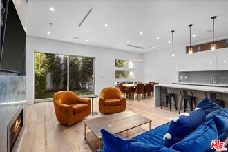 8149 Waring Ave in Los Angeles, CA - Building Photo - Building Photo