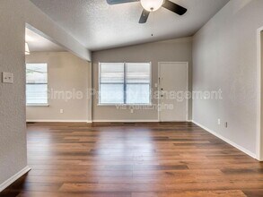 1710 Hillcrest Dr in Norman, OK - Building Photo - Building Photo