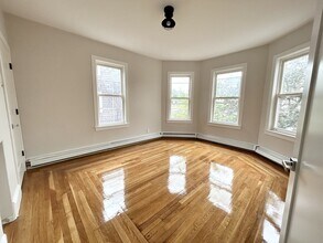 102 Buttonwood St in Boston, MA - Building Photo - Building Photo