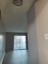 Stephens Park Apartments in Columbia, MO - Building Photo - Interior Photo