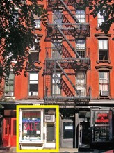 87 Christopher St in New York, NY - Building Photo - Building Photo