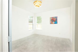 9507 Flying Eagle Ct in Houston, TX - Building Photo - Building Photo