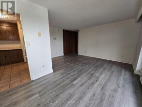 97 Nonquon Rd in Oshawa, ON - Building Photo - Building Photo