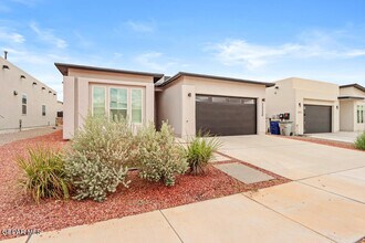 12320 Desert Pine Ave in El Paso, TX - Building Photo - Building Photo