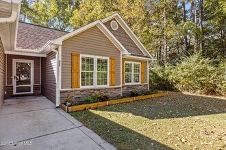 335 Tall Pine Rd in Havelock, NC - Building Photo - Building Photo