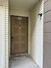 5999 Village Cir N in Orlando, FL - Building Photo - Building Photo