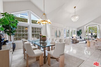 7538 W 81st St in Los Angeles, CA - Building Photo - Building Photo