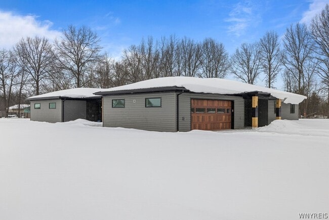 855 Madison Ave in Lewiston, NY - Building Photo - Building Photo