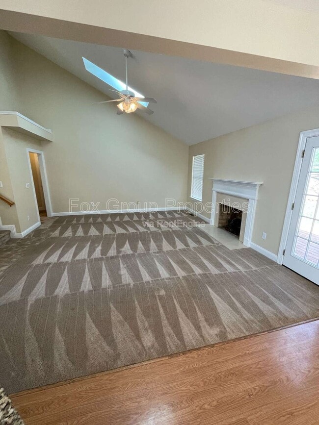 20329 Berry Cir in Cornelius, NC - Building Photo - Building Photo