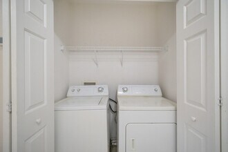 18505 Pebble Lake Ct in Tampa, FL - Building Photo - Building Photo