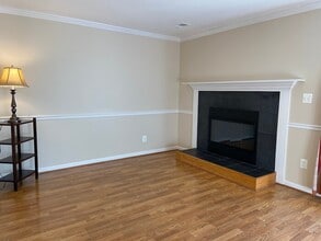310 S 11th St in Purcellville, VA - Building Photo - Building Photo
