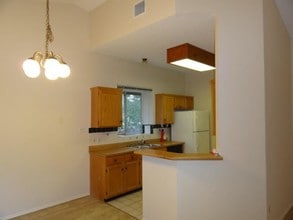 2202 Quiet Wood Dr in Austin, TX - Building Photo - Building Photo