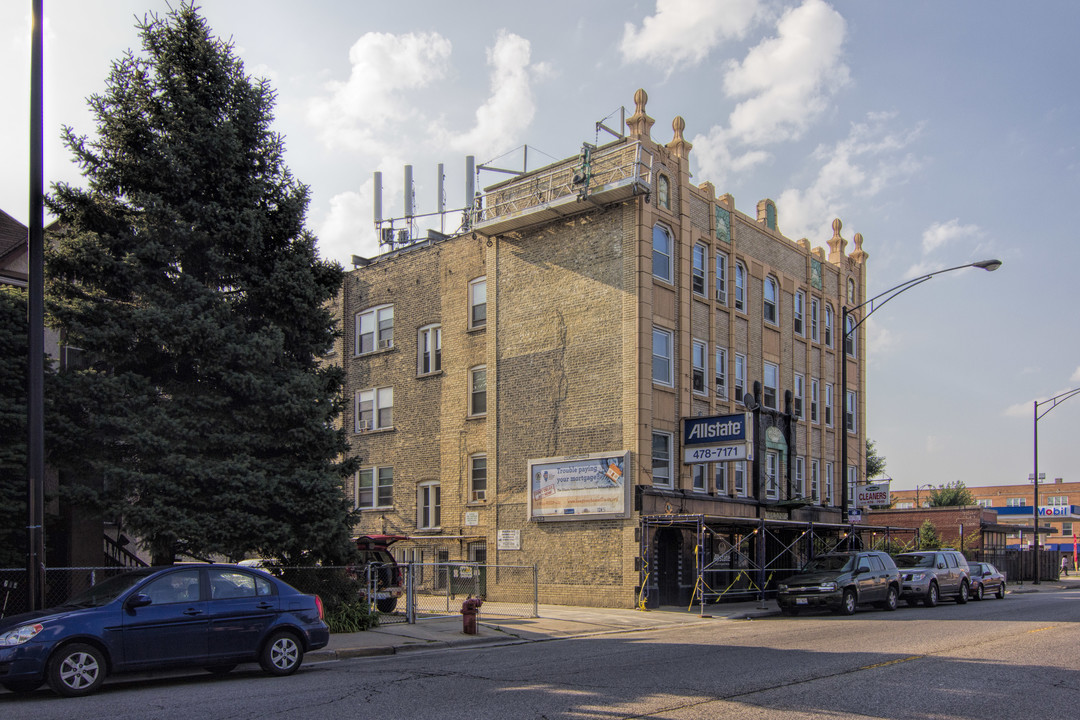 4025-4027 N Pulaski Rd in Chicago, IL - Building Photo