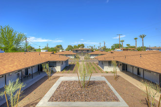 746 W Turney Ave in Phoenix, AZ - Building Photo - Other