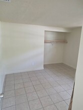 5625 6th St Ct E in Bradenton, FL - Building Photo - Building Photo