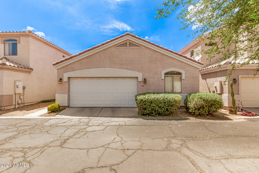 1750 W Union Hills Dr in Phoenix, AZ - Building Photo