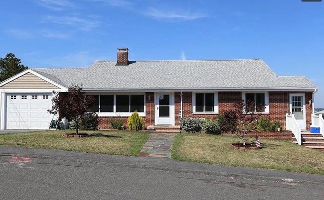 property at 9 Linda Ln