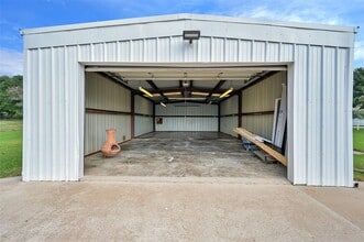 18010 Mueschke Rd in Cypress, TX - Foto de edificio - Building Photo