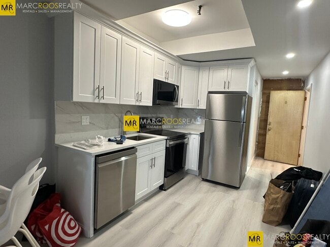 property at 476 Commonwealth Ave