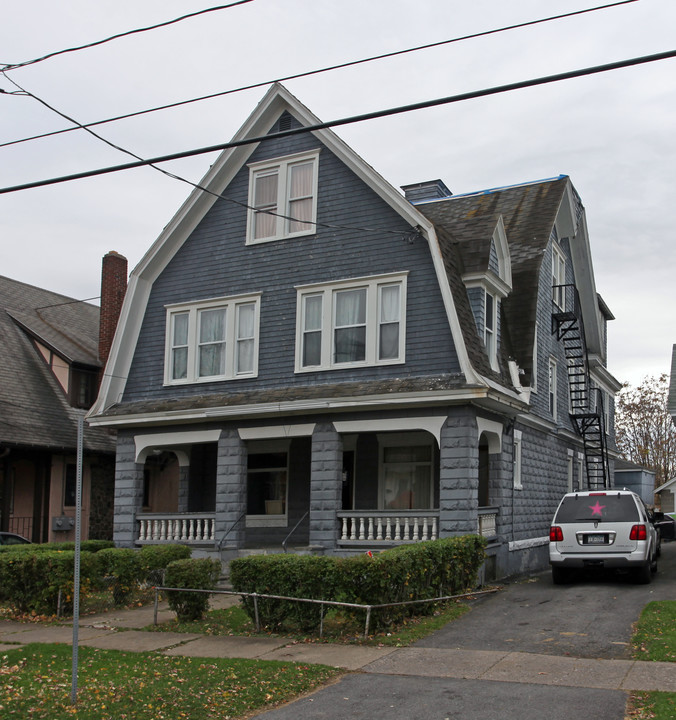 125 Lilac St in Syracuse, NY - Building Photo