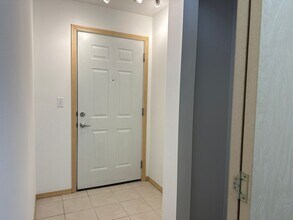 9057 Greenwood Ave N in Seattle, WA - Building Photo - Building Photo