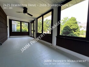 2425 Demington Dr in Cleveland Heights, OH - Building Photo - Building Photo