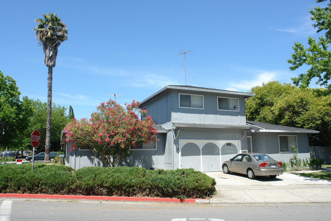 1147 Topaz Ave in San Jose, CA - Building Photo