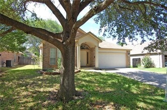 117 Benchmark St in Georgetown, TX - Building Photo - Building Photo