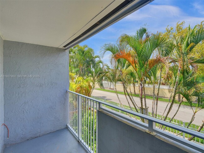 4600 SW 67th Ave in Miami, FL - Building Photo - Building Photo