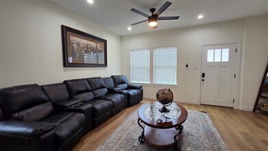 8113 Miley St in Houston, TX - Building Photo - Building Photo