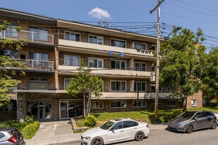 2865 De Darlington Pl in Montréal, QC - Building Photo