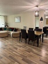 8321 Sands Point Blvd in Tamarac, FL - Building Photo - Building Photo