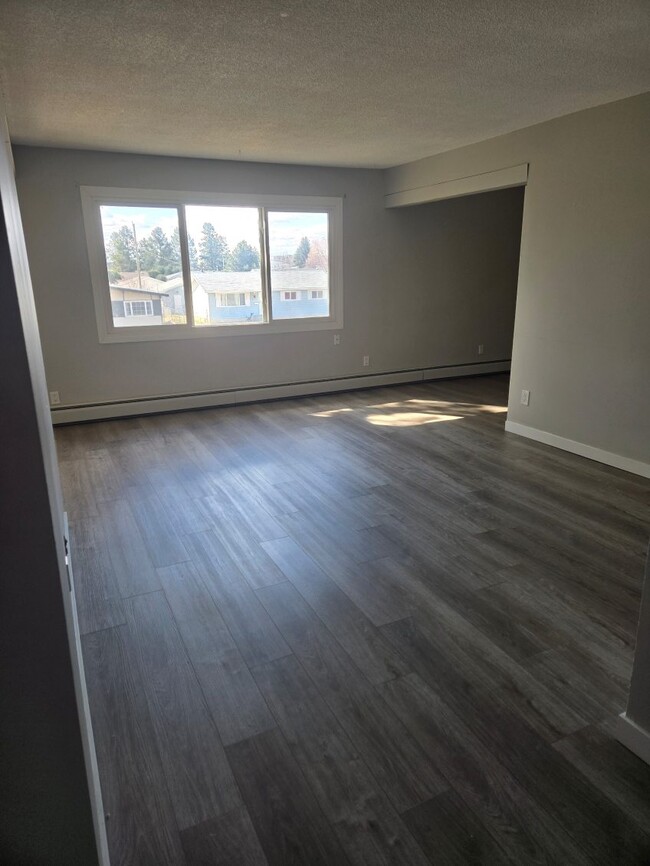 property at 4507-344 44 Ave