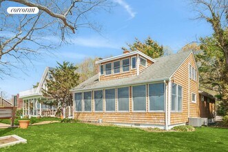 201 Three Mile Harbor Hog Creek in East Hampton, NY - Building Photo - Building Photo
