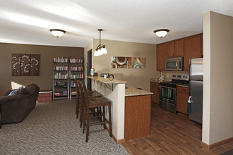 Park Place Estates in St. Cloud, MN - Building Photo - Interior Photo