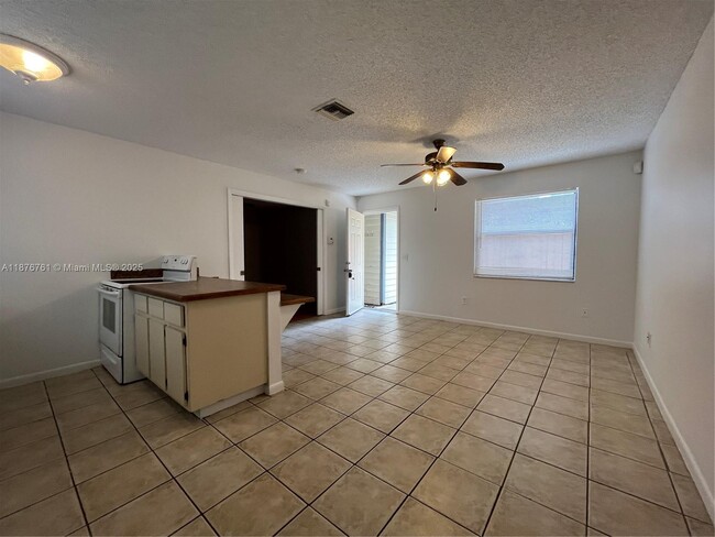 property at 1832 My Pl Ln