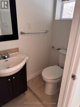 32 Wellesbourne Crescent in Toronto, ON - Building Photo - Building Photo