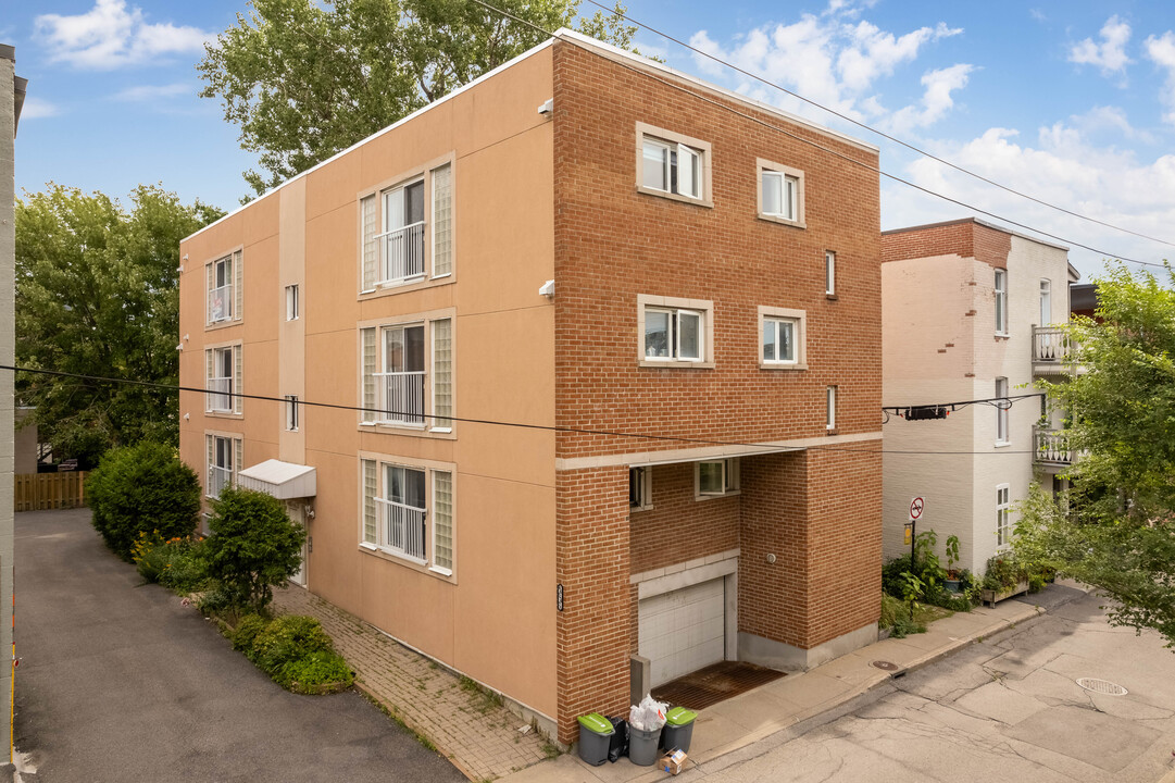 465 Lusignan Rue in Montréal, QC - Building Photo