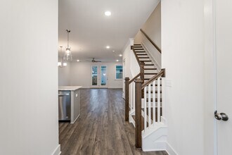 357 Hammock Ln in Spring Hill, TN - Building Photo - Building Photo