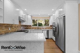 74 Farview Ct in San Francisco, CA - Building Photo - Building Photo