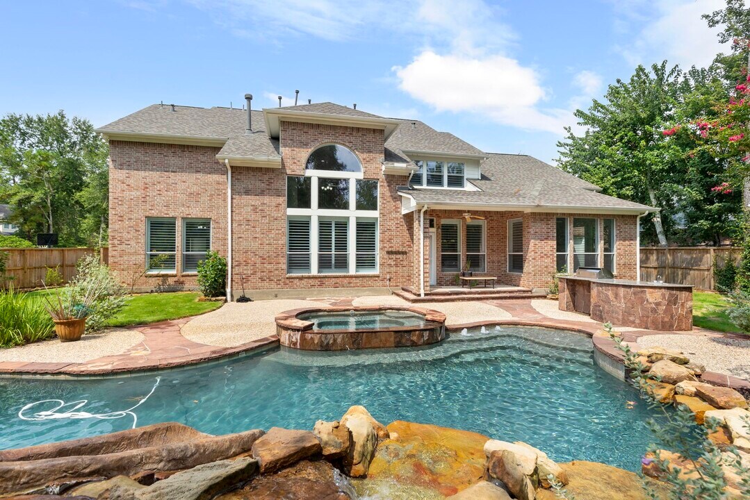 6 Skipwith Pl in Spring, TX - Building Photo