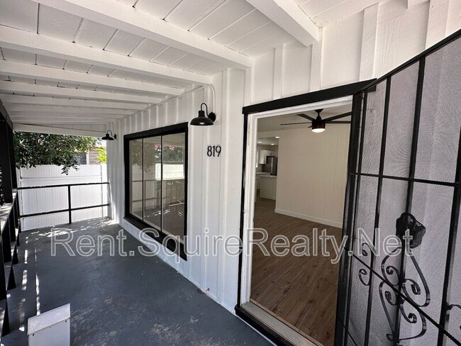 819 N San Gabriel Ave in Azusa, CA - Building Photo - Building Photo