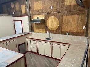 544 Marlin Dr in Bay City, TX - Building Photo - Building Photo