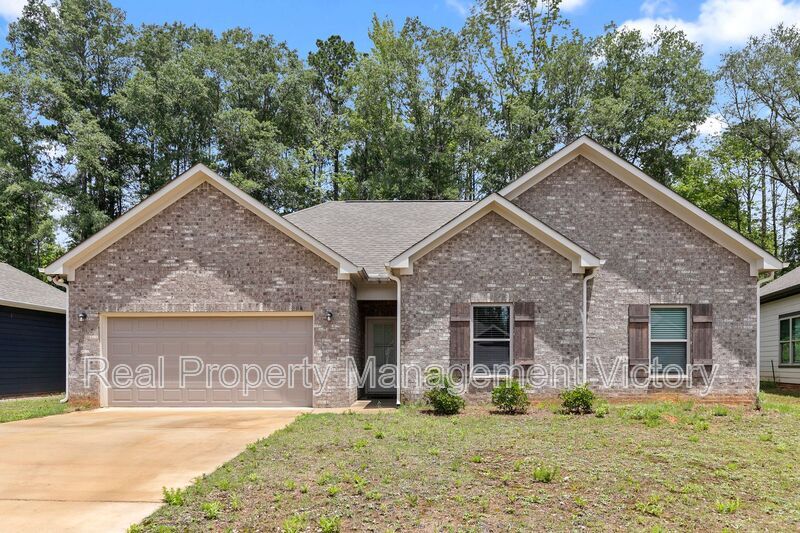 275 Avalon Wy in Clanton, AL - Foto de edificio
