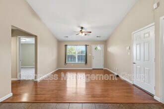 1882 Explorer Ln in Knoxville, TN - Building Photo - Building Photo
