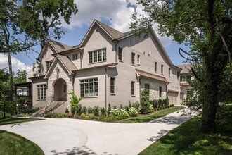 4224 Granny White Pike, Unit A in Nashville, TN - Building Photo - Building Photo